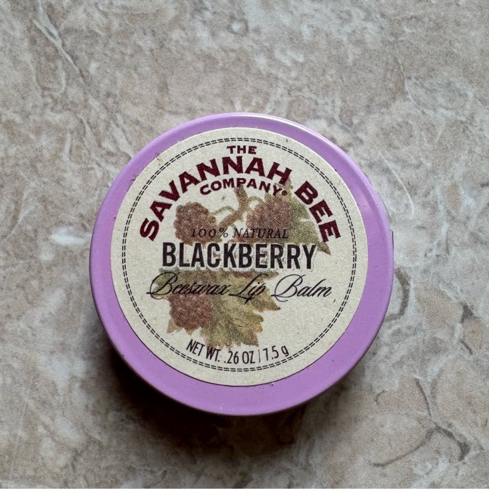 The Savannah Bee Company 100% Natural Beeswax Lip Balm Blackberry New Sealed